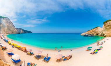 İyon Denizi 'ndeki Porto Katsiki plajı, Lefkada Adası, Yunanistan.