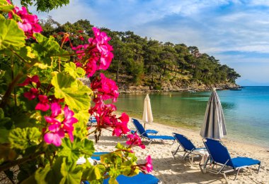Yunanistan 'ın Thassos adalarındaki inanılmaz Aliki plajı