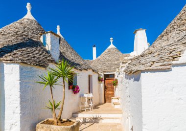 Trulli evleri Alberobello şehrinde, Apulia, İtalya.