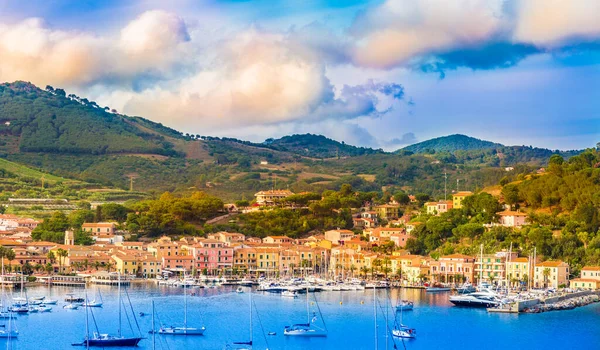 Hafen Und Dorf Porto Azzurro Bei Sonnenuntergang Inseln Elba Toskana — Stockfoto