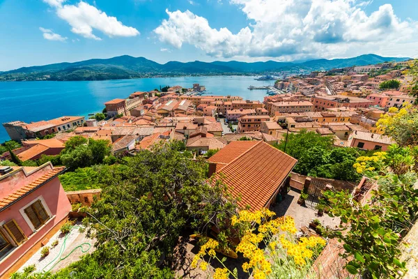 Panoramisch Uitzicht Stad Portoferraio Het Eiland Elba Regio Toscane Italië — Stockfoto