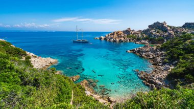 Capo Testa 'dan Cala Spinosa, Santa Teresa di Gallura köyü yakınlarında, Sardunya adası, İtalya