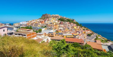 Castelsardo 'nun panoramik manzarası, Sassari ili, Sardunya, İtalya