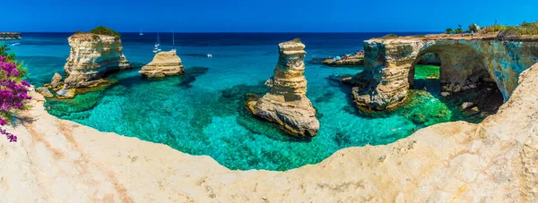 Torre Sant Andrea Costa Salento Región Puglia Italia —  Fotos de Stock