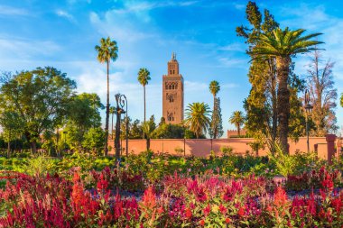 Marakeş, Fas 'taki Koutoubia Camii ve Gardem manzarası