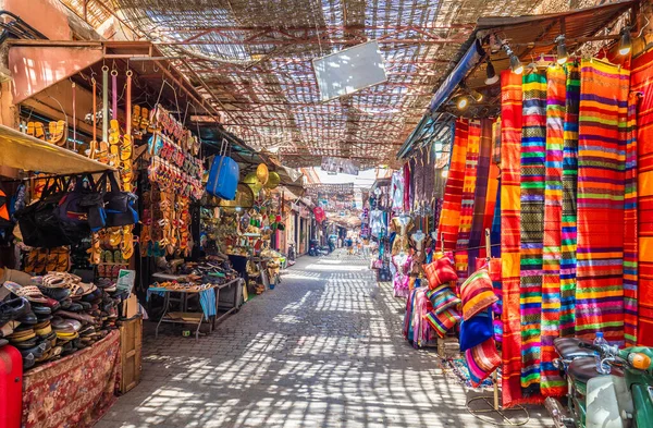 Eski Medine, Marakeş, Fas 'taki Jamaa el Fna pazarından hatıralar.