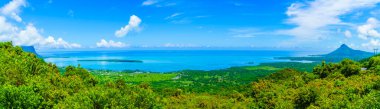 Mauritius Adası, Afrika 'nın güney kıyısının panoraması.
