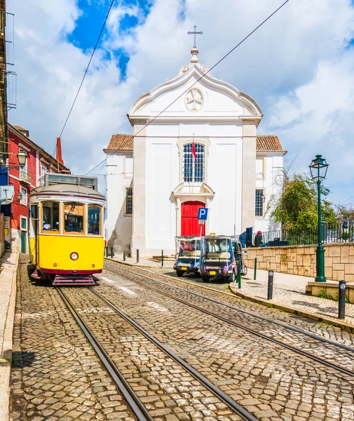 Kostel Santa Luzia Historická Tramvaj Lisabonu Portugalsko — Stock fotografie