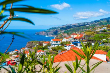 Portekiz 'in Madeira adasındaki Ribeira Brava kıyıları