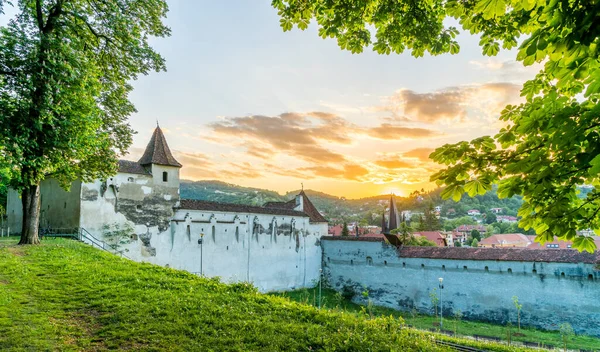韦弗在罗马尼亚特兰西瓦尼亚布拉索夫的堡垒 — 图库照片
