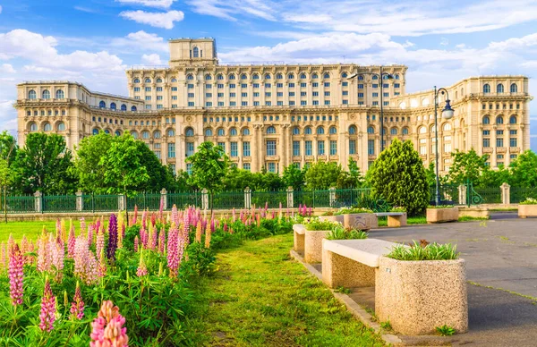 Het Paleis Van Het Parlement Boekarest Roemenië — Stockfoto