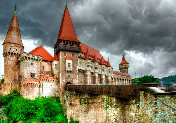 Hunyad Corvin Slott Imed Storm Moln Hunedoara Transsylvanien Rumänien Europa — Stockfoto