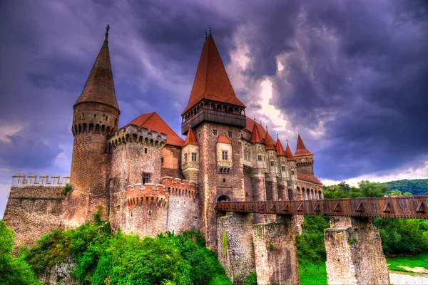 Hunyad Corvin Burg Mit Gewitterwolken Hunedoara Siebenbürgen Rumänien Europa — Stockfoto