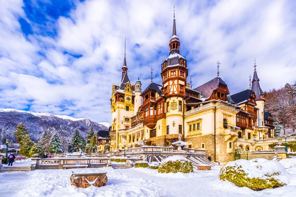 Castello Peles Sinaia Nella Stagione Invernale Transilvania Romania — Foto Stock