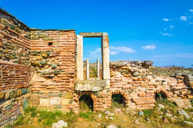 Romanya 'nın Dobrogea kentinin Istria semtinde bulunan Histria kalesinin Roma harabeleri