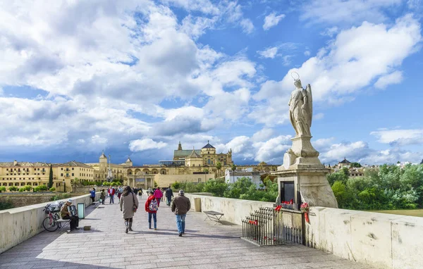 Puerta Del Puente Poort Boog Van Triomf Kathedraal Moskee Cordoba — Stockfoto