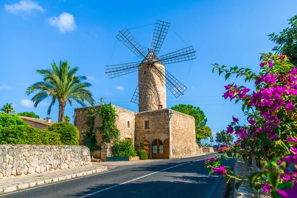 Středověký Větrný Mlýn Palma Mallorca Baleárský Ostrov Španělsko — Stock fotografie