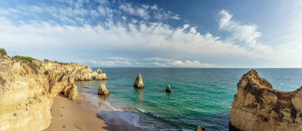 Paisaje Con Praia Dos Tres Irmaos Famosa Playa Algarve Portugal —  Fotos de Stock