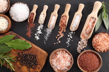 Pembe tuz Himalaya tuz kaba ve ince bakın. Üstten görünüm.