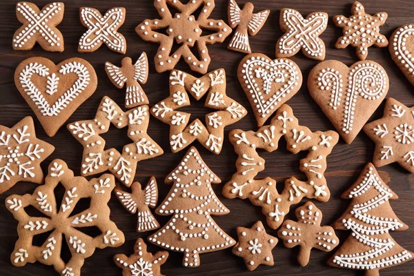 Galletas Jengibre Caseras Navidad Sobre Fondo Madera Alimento Dulce —  Fotos de Stock