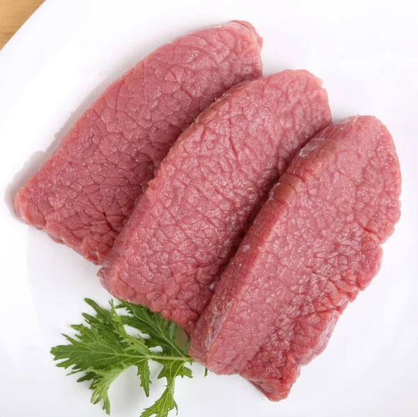 Rinderlende Steaks. — Stockfoto