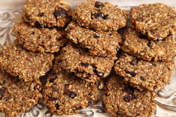 Oat Cookies Dengan Pisang Wijen Bunga Matahari Dan Cranberry Cemilan — Stok Foto