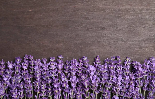 Lavanda Fiorita Fondo Legno Vista Dall Alto — Foto Stock