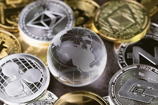 Dünya kripto para birimi fiyatı, ABD haritasıyla süsleme küresi