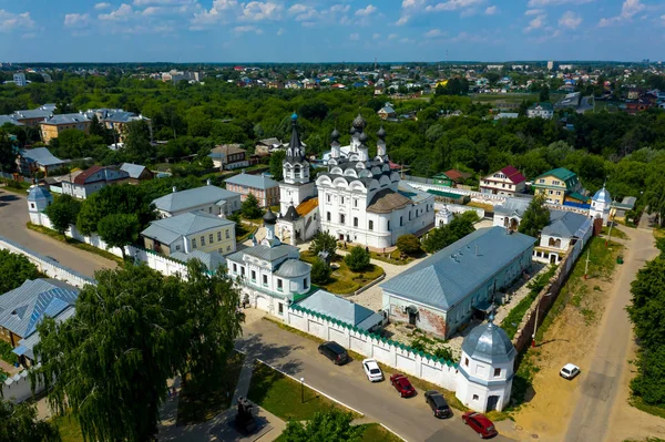 Bebådelsekloster i Murom, Ryssland. Aerial Drone panoramautsikt — Stockfoto