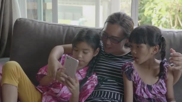 Happy Asian Family Taking Selfie Smartphone Living Room — Stock Video