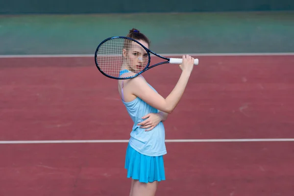 Sexy Meisje Tennisser Witte Jurk Hakken Houden Tennis Racket Het — Stockfoto