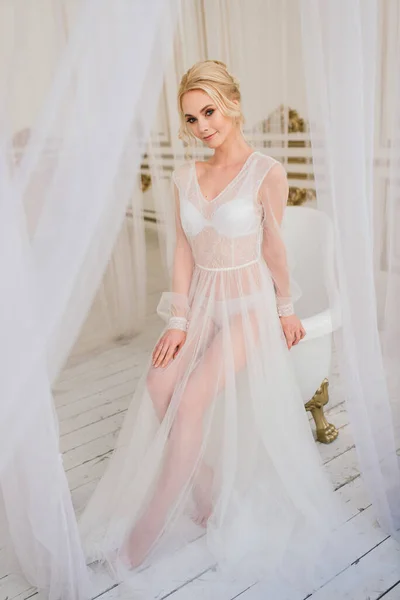 Konzeptionelle Hochzeit Der Morgen Der Braut Europäischen Stil Boudoir Kleid — Stockfoto