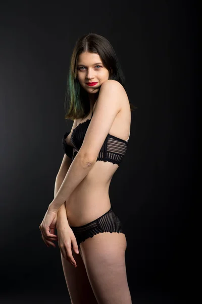 Vue Verticale Photo Belle Dame Timide Dentelle Bikini Soutien Gorge — Photo