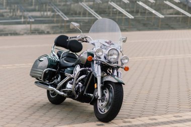 Minsk, Belarus - 07.24.2020. Büyük motorsiklet, şehir meydanında bisiklet..