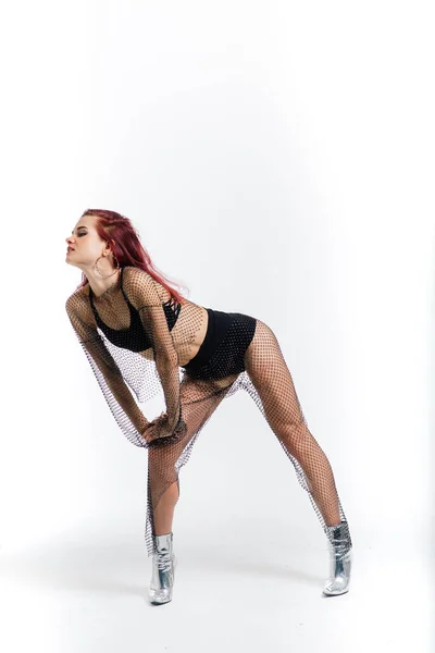Jeune Belle Femme Flexible Combinaison Noire Talons Hauts Pose Dans — Photo