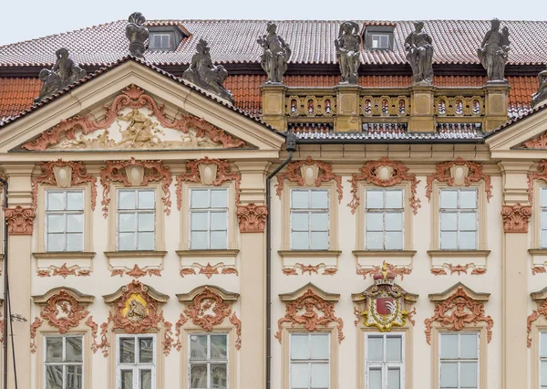 Fasada Domu Zdobiony Praga Stolica Republiki Czeskiej — Zdjęcie stockowe