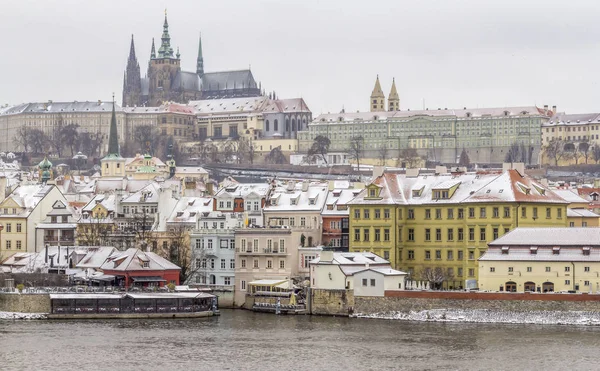 Панорамный Вид Прагу Столицу Чехии Зимнее Время — стоковое фото