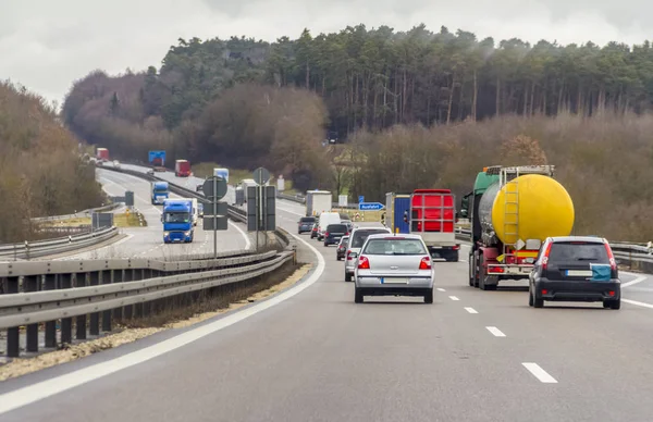 Krajobraz Droga Autostradzie Atmosferze Lasu — Zdjęcie stockowe