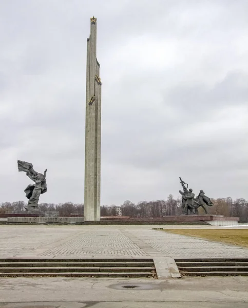 Μνημείο Σοβιετικού Στρατού Στη Ρίγα Πρωτεύουσα Πόλη Της Λετονίας Νίκη — Φωτογραφία Αρχείου