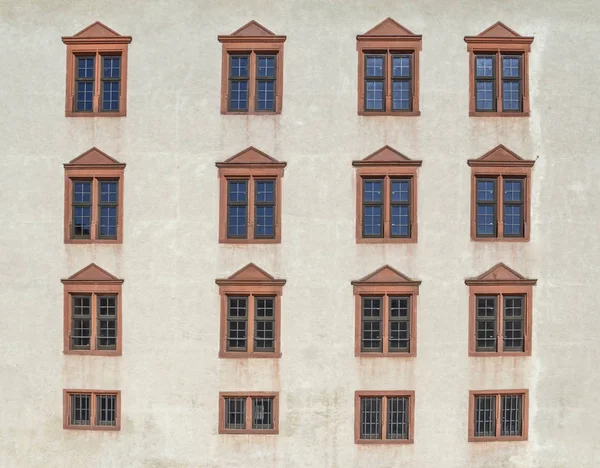 Ventanas Una Fachada Histórica Casa Franconia Una Zona Bavariana Alemania — Foto de Stock