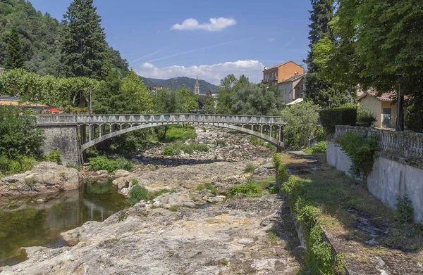 Scenery Vals Les Bains Commune Ardeche Department Located Volane River — Stock Photo, Image