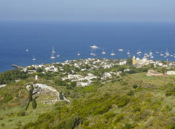 Stromboli'de yüksek açı görünümü — Stok fotoğraf