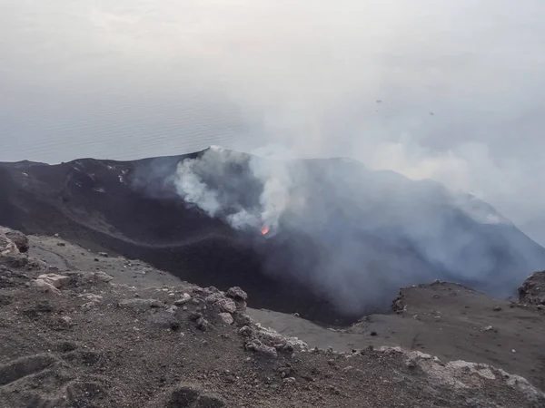 Crater at Mount Stromboli — Stock Photo, Image