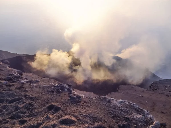 Crater at Mount Stromboli — Stock Photo, Image