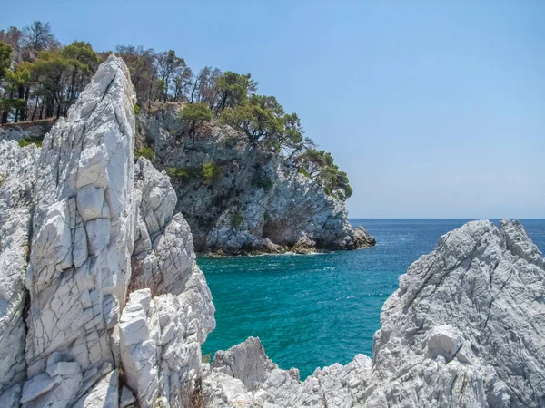 Amarantos Sziklák Skopelos Szigeten Görögországi Sporades Ban — Stock Fotó