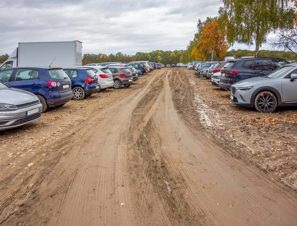 Cars Muddy Car Park — Stock Photo, Image