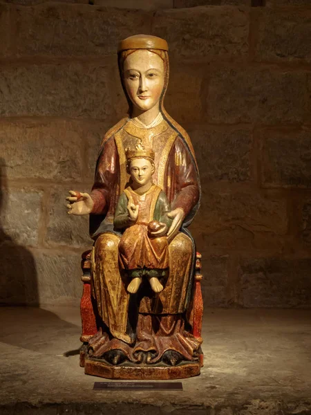 Średniowiecznego Posągu Matki Dziecka Muzeum Katedralne Pampeluna Nawarra Hiszpania Września — Zdjęcie stockowe