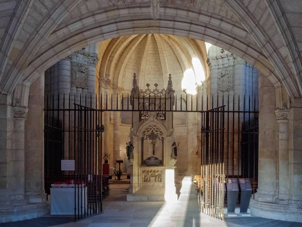 Tumba Restos San Juan Dentro Iglesia San Juan Ortega Castilla — Foto de Stock