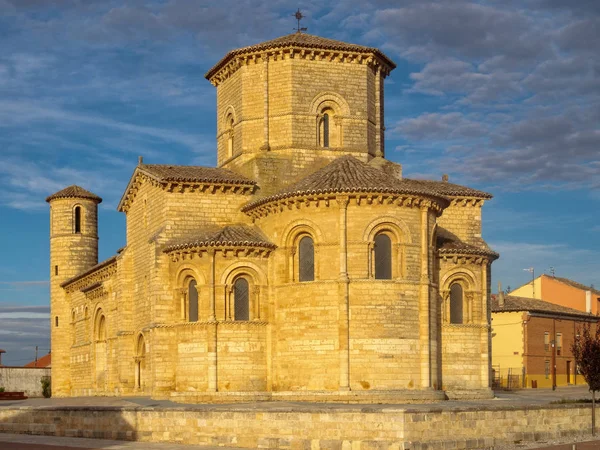 Biserica Romanică Sfântul Martin Luminată Soarele Dimineții Fromista Castilia Leon — Fotografie, imagine de stoc