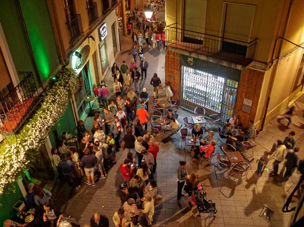 Personas Todas Las Edades Disfrutan Una Fiesta Plaza Torres Omana — Foto de Stock